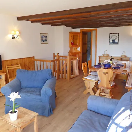 Apartamento Le Mont Blanc 2 By Interhome